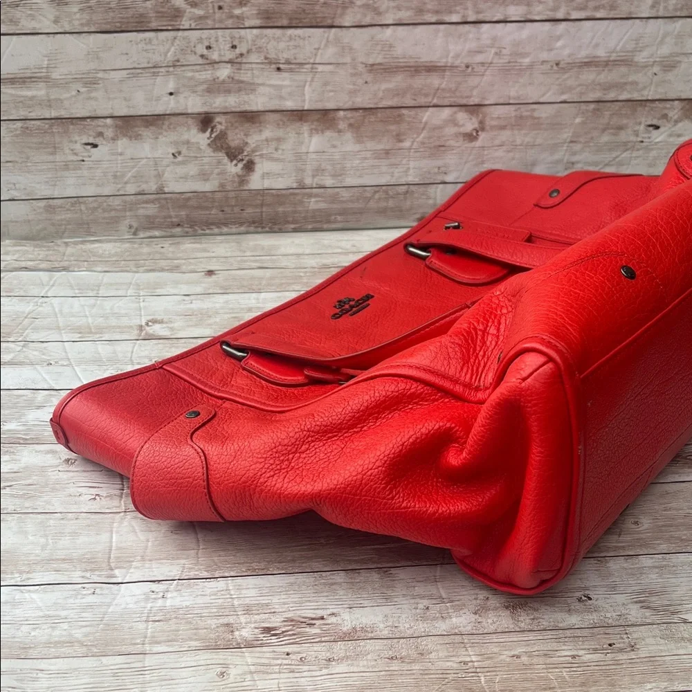 TOTE ONLY Coach Vibrant Red Orange Large Leather Tote